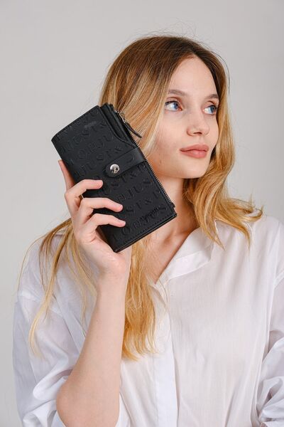 Just Polo محفظة نسائية سوداء اللون لقسم البطاقات