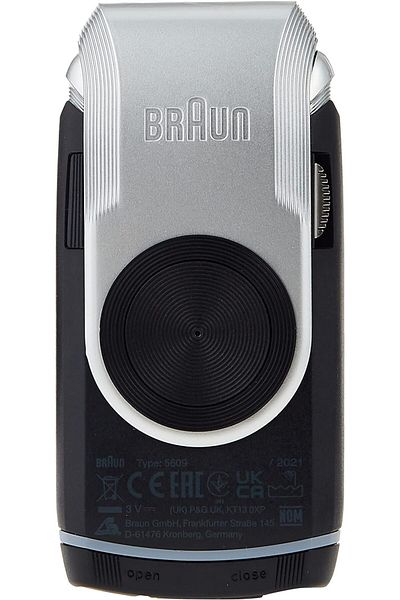 Braun Shaver with Twist cap, Mobile Shave on the go, SmartFoil, Precision Trimmer, Washable - M90