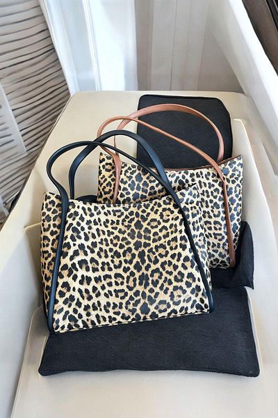 BAHELS Geantă de umăr maro cu model leopard - cu curea