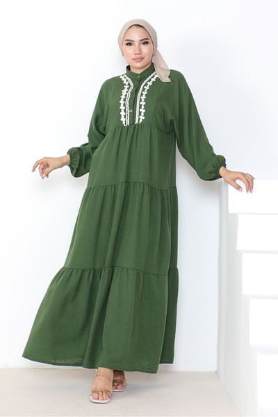 Bestenur Khakifarbenes, besticktes Ayrobin-Kleid – Fledermausärmel, Modell 1056