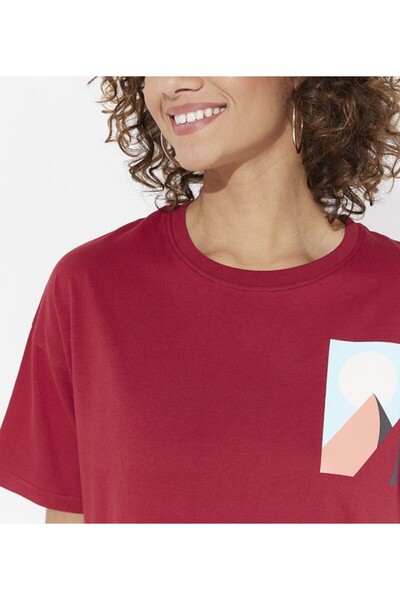 Aeropostale Women's Red Graphic Crew Neck Short Sleeve T-Shirt