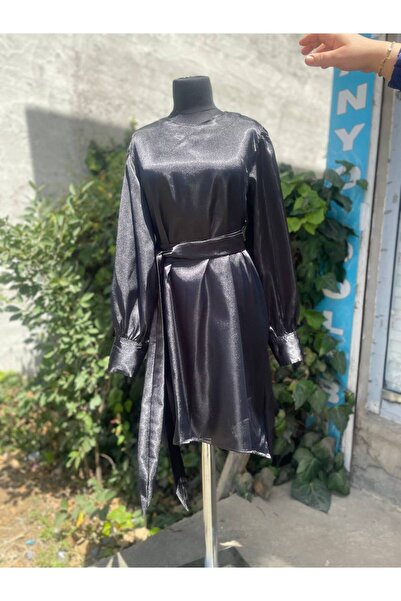 SAYUKER SHOP Shiny Black Satin Hijab Tunik - Stylish Design with Button Detail