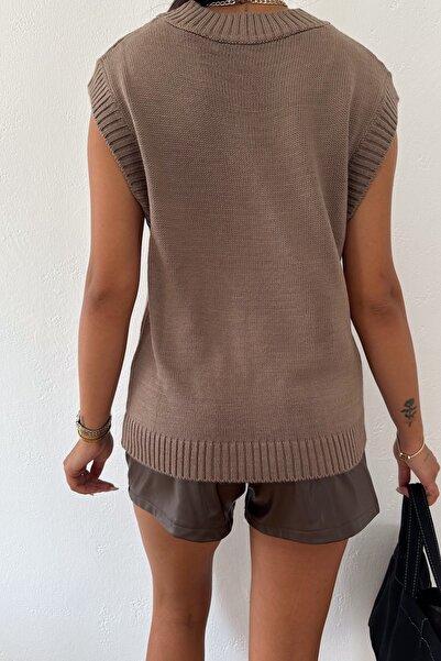 FEMELLE Brown V-Neck Women's Sweater
