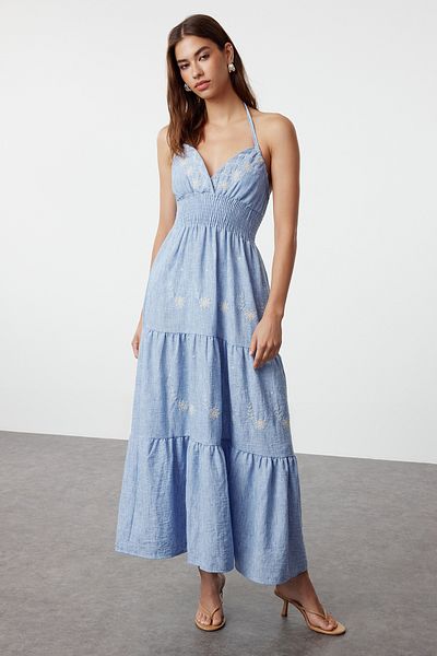 Trendyol Collection Rochie midi țesută cu broderie florală cu talie albastră TWOSS24EL01116