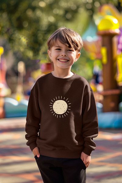 TRENDYOLKIDS Boy's Brown Seasonal Sweatshirt - Thin Galactic Pattern, Crew Neck Tkdaw25sw00005