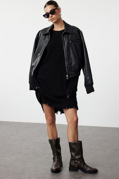 Trendyol Collection Černé mini úplety Široký střih Splývavé detailní rovné šaty TWOAW24EL00113