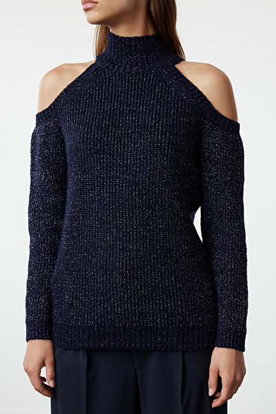 Trendyol Collection Тъмносин бляскав изрязан и детайлен трикотажен пуловер - TWOAW20XS0006