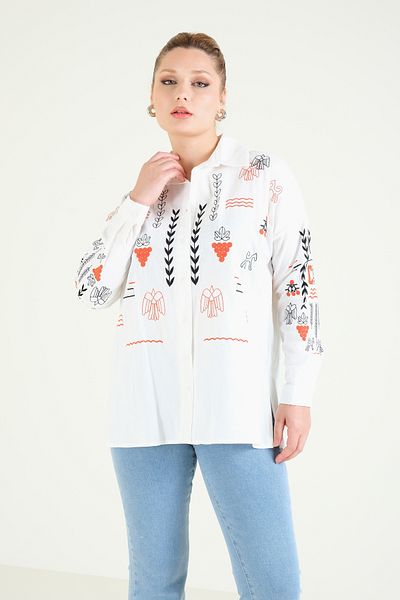 Giyim Dünyası Cămașă albă oversize pentru femei - design brodat