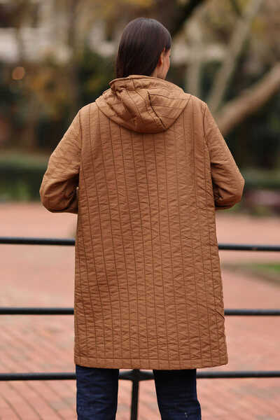 Giyim Dünyası Kadın Kapüşonlu Kapitone Trençkot Taba