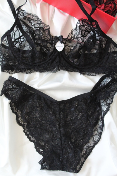 blackstrip Dantelli Balenli Bralet Sütyen Takımı