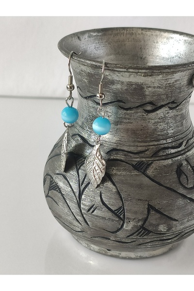 HANIMKIZ Mavi Boncuklu Yapraklı Sallantılı Bijuteri Küpe (5 cm)