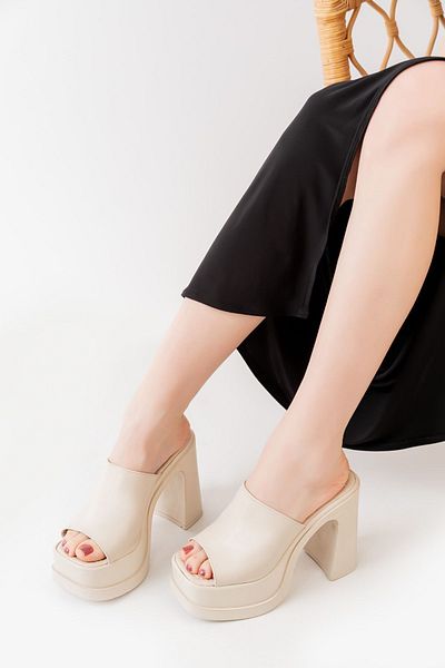 asmi shoes Women's Cream Skin Wide Band (12cm) Orthopedic Platform Slippers