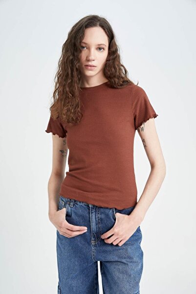 DeFacto Rebrované tričko s krátkym rukávom a výstrihom - K7064az23sm