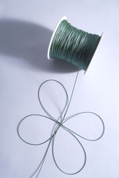 Eskişehir hobi sanat 0,8 mm 100 μέτρα Αρχαίο πράσινο χρώμα Αλεξίπτωτο κορδόνι Macrame Wristband Κολιέ Κοσμήματα Σχεδιασμός Κλωστή