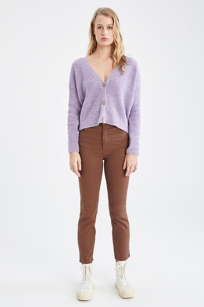 DeFacto Regular Fit V-Neck Selanik Fabric Cardigan