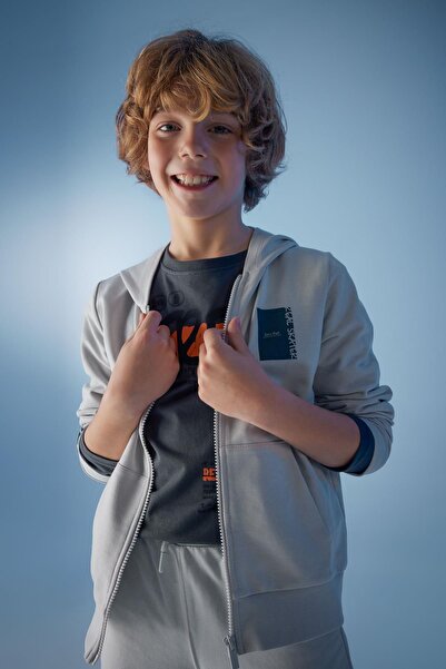 DeFacto Boy's Sweatshirt - Hooded, Printed, Zippered Z4106a623sp