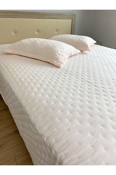 sutra Double Vintage Bedspread - Straight Sided