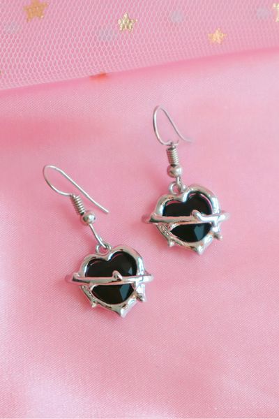 EFBUTİK Black Imported Earrings - Heart Claw Design