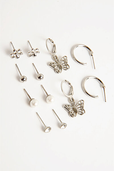 EUROMODA Kelebek Tasarımlı Gümüş Renkli Sallantılı Küpe