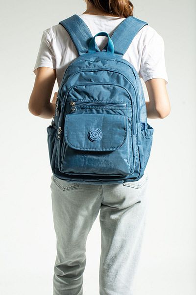 Çanta Trend Geantă de școală unisex albastră Mega Size cu curea ortopedică reglabilă și compartiment pentru laptop cu 9 compartimente