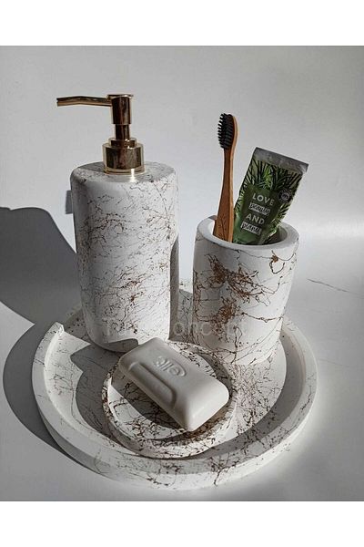 Ture Concept Gold & Gold Patterned Bathroom Set
