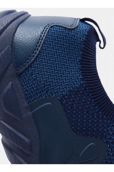 Dash Textured Slip-On Walking Shoes with Cushioning