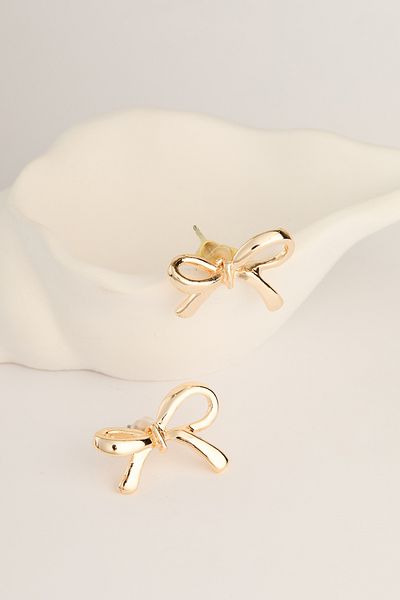 Elika Silver Bow Model Earrings - Stylish and Comfortable Design