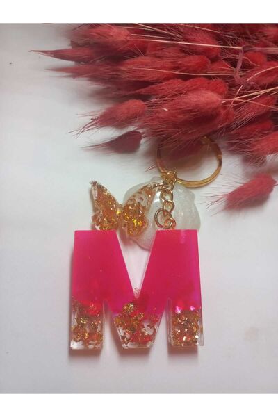 demirbasavm سلسلة مفاتيح مصنوعة يدويًا من الإيبوكسي بحرف M