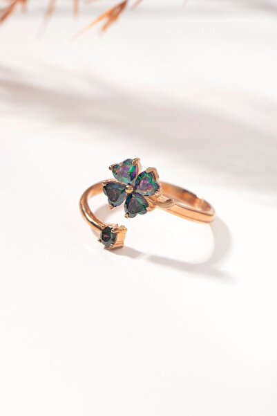 Else Silver Kadın Rose Mistik Topaz Taşlı Gümüş Yonca Yüzük