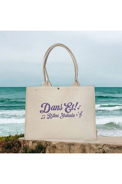 Bargello Summer Project - Beach Bag Dance Effect