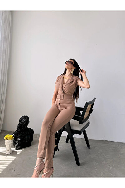 Fav Style Γυναικεία φόρμα Camel με διπλό λαιμό και ζώνη