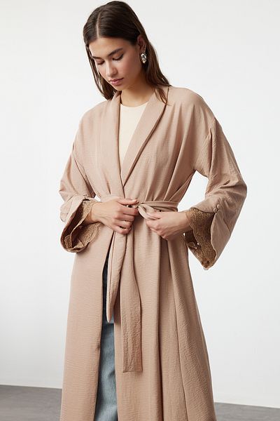 Trendyol Modest Beige Kappe mit Spitzendetail - Ferace/Abaya TCTSS24KF00036