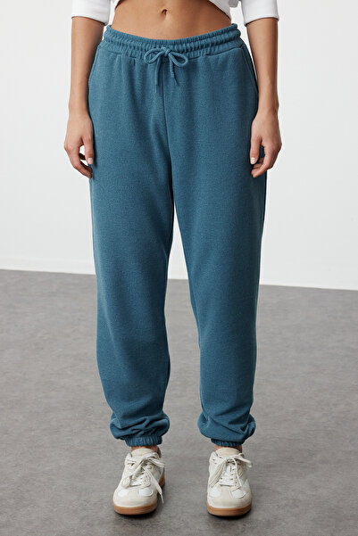 Trendyol Collection Comfortable Fit - Petrol Thessaloniki Knitted Sports Sweatpants with Pockets - TWOAW21EA0168