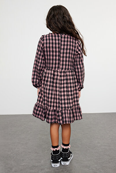 TRENDYOLKIDS Καρό ροζ φόρεμα για κορίτσια - κανονική εφαρμογή TKDAW25EL00004