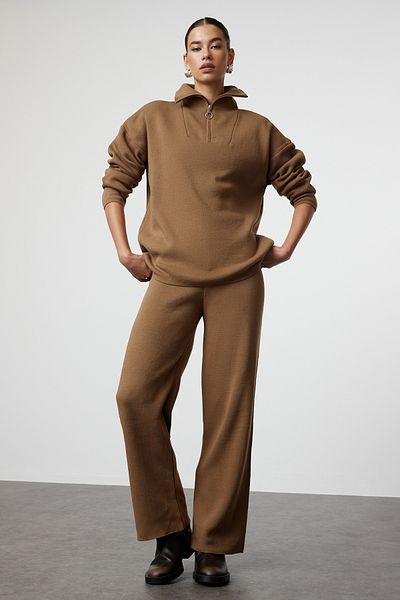 Trendyol Collection Wide Fit Mink kötöttáru szett - cipzáras, TWOAW24AU00026