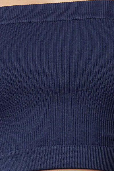 Trendyol Collection Pánt nélküli sötét sötétkék kötött sportmelltartó - varrat nélküli és könnyű támogatás TWOAW20BS0018