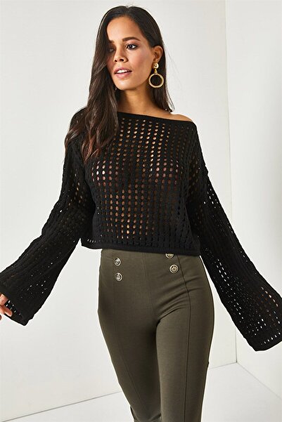 KaSheHa Siyah Fileli Kayık Yaka Ajurlu Tunik Bluz