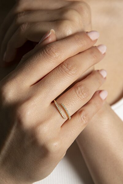 Elika Silver Kadın Zirkon Taşlı Yarı Sıralı 925 Ayar Gümüş Yüzük