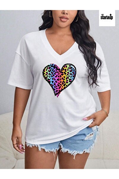 QUEENSTOWN Γυναικείο μπλουζάκι με λευκό λεοπάρ μοτίβο καρδιάς V-λαιμόκοψη Ove...