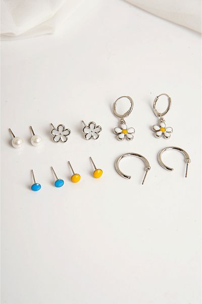 EUROMODA Set of 6 Colorful and Daisy Designed Earrings - with Pearl Ball and Earrings