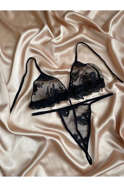 Maly Love Set sutien și chiloți din dantelă neagră pentru femei