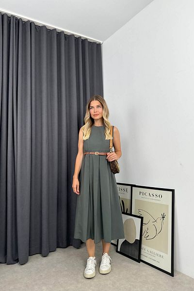 Sue Store Φόρεμα από λινό χακί με πλισέ και ζώνη