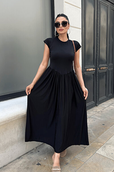 giyimmasalı Μαύρο Maxi Φόρεμα - Ατσάλινο ύφασμα Interlock, Λεπτομέρεια με κορδόνι