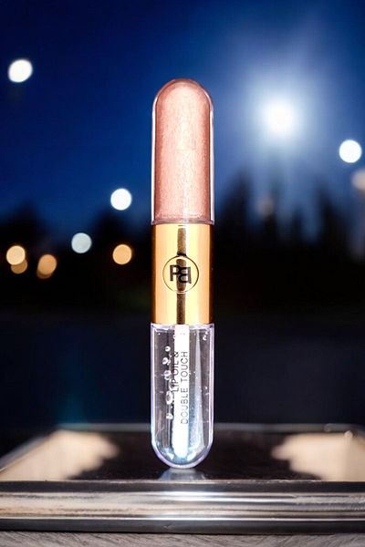 wonderway Double Sided Permanent Glossy Lipstick - Lip Gloss & Oil