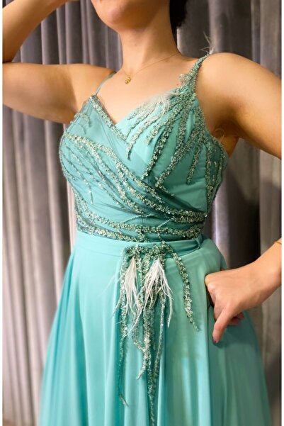 Abiye's YILBAŞI KIRMIZI GECE ELBİSESİ MİNİ PARTİ TÜYLÜ EĞLENCE YIRTMAÇLI NİKAH KIYAFETİ