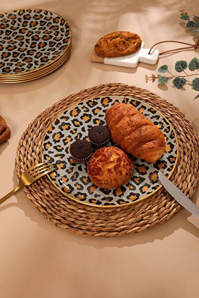 GÜRCÜGLASS Leopard Pattern Serving Plate