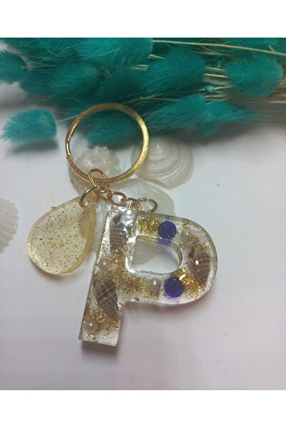 demirbasavm سلسلة مفاتيح مصنوعة يدويًا من الإيبوكسي بحرف P