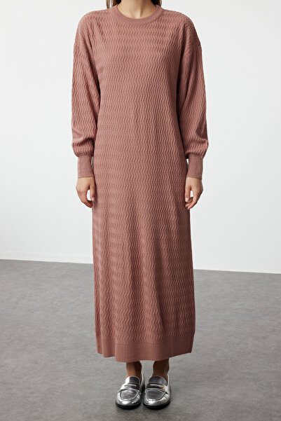 Trendyol Modest Πλεκτό φόρεμα με σχέδιο αποξηραμένο τριαντάφυλλο - TCTAW25EB00003