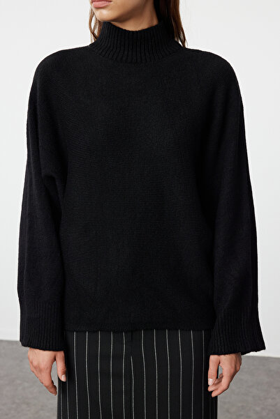 Trendyol Collection Pulover negru din tricotaje Wide Fit - Textura moale TWOAW20KZ1059