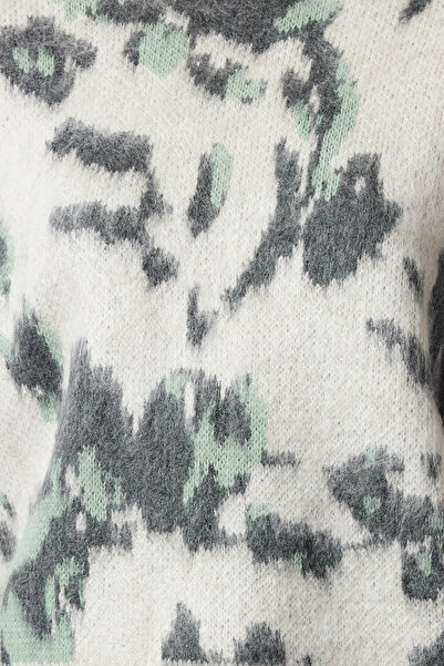 Trendyol Collection Crew Neck Stone Textured Sweater - TWOAW24KZ00214